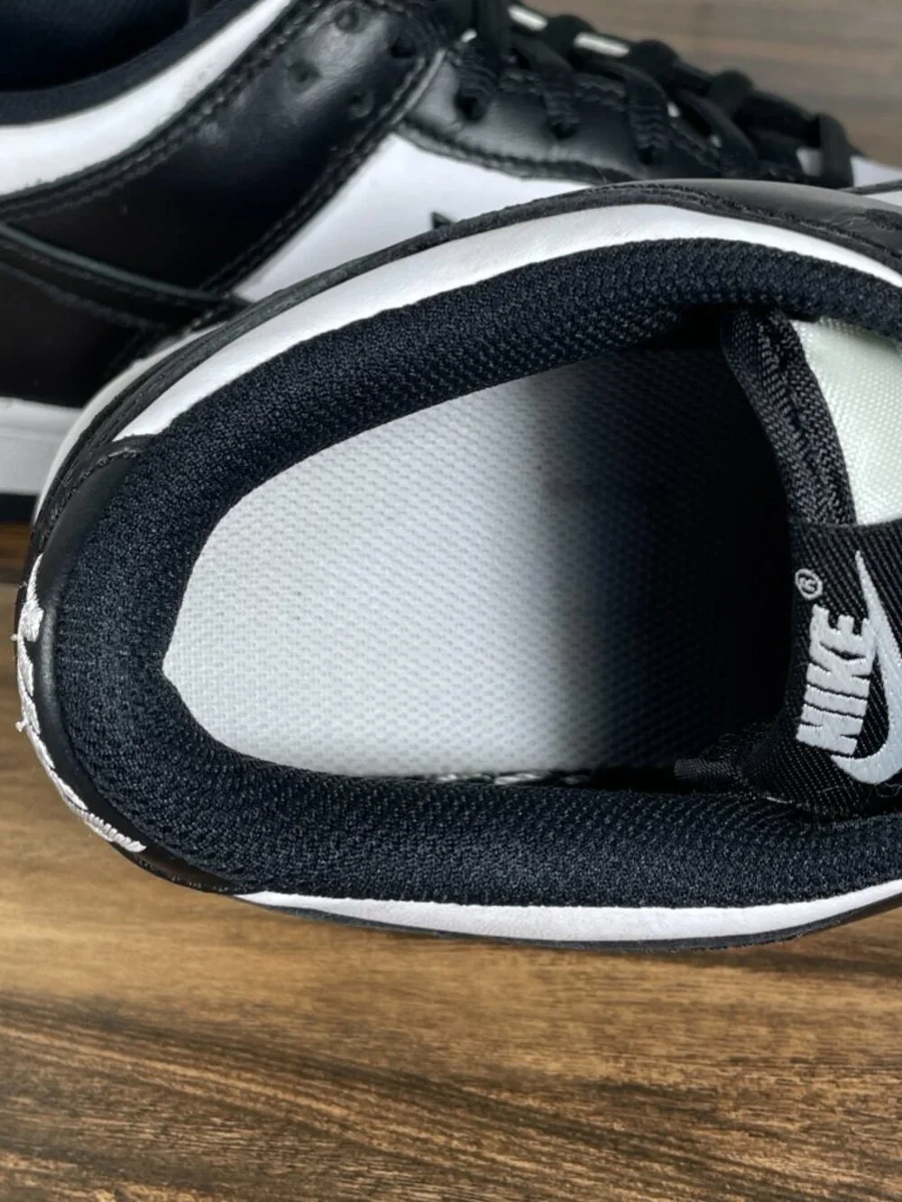 Nike Dunk Low Shoes Youth Boys Size 5Y Black White Leather Panda Low Top Sneaker